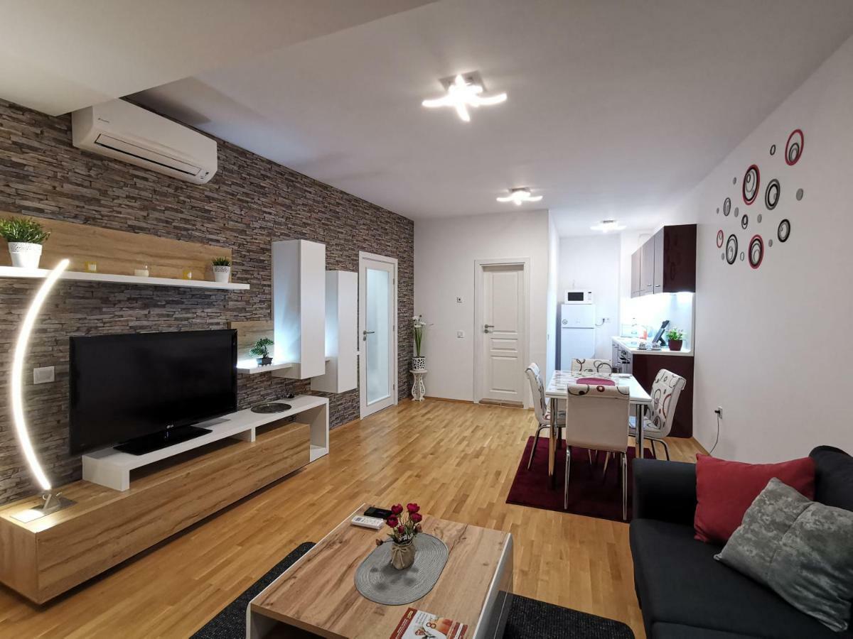Cozy Apartment By The Sea Sveti Konstantin Buitenkant foto