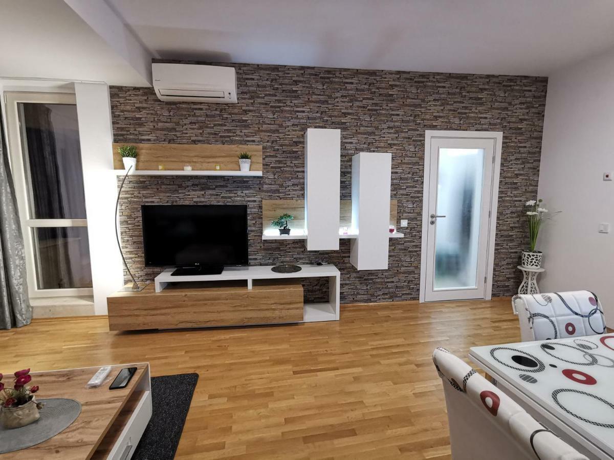 Cozy Apartment By The Sea Sveti Konstantin Buitenkant foto