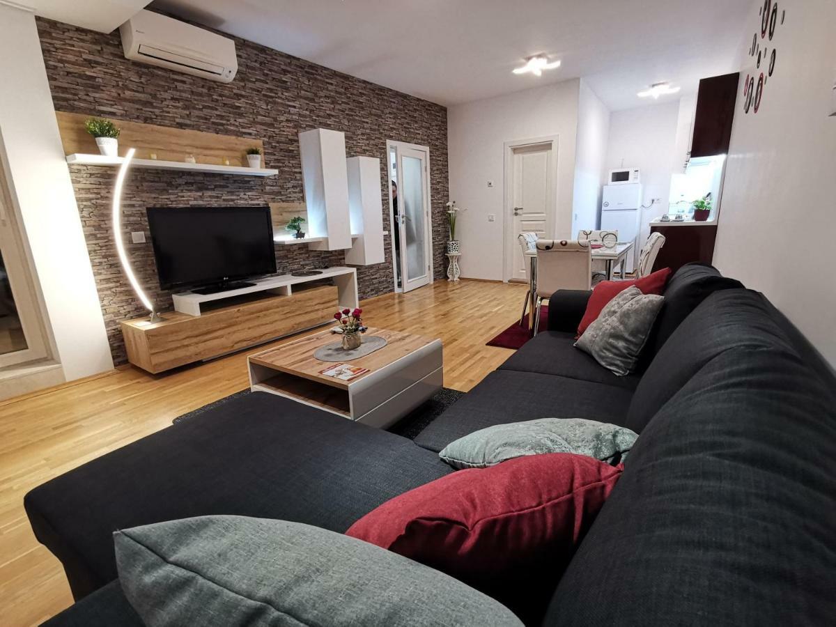 Cozy Apartment By The Sea Sveti Konstantin Buitenkant foto